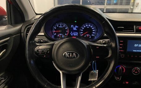 KIA Rio IV, 2018 год, 1 300 000 рублей, 10 фотография