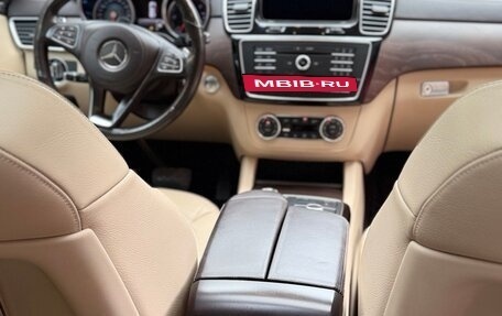 Mercedes-Benz GLS, 2017 год, 5 590 000 рублей, 2 фотография