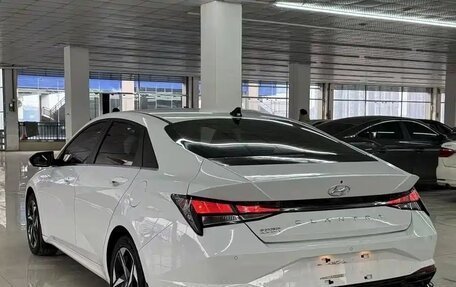 Hyundai Elantra, 2022 год, 1 430 000 рублей, 3 фотография