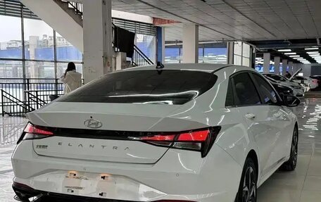 Hyundai Elantra, 2022 год, 1 430 000 рублей, 4 фотография