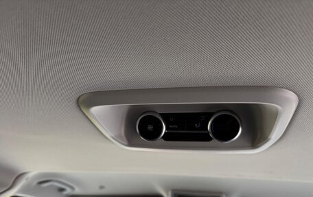 Volkswagen Caravelle, 2025 год, 9 900 000 рублей, 12 фотография