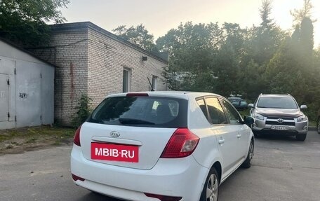 KIA cee'd I рестайлинг, 2010 год, 620 000 рублей, 3 фотография