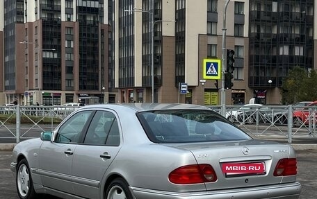 Mercedes-Benz E-Класс, 1997 год, 690 000 рублей, 4 фотография