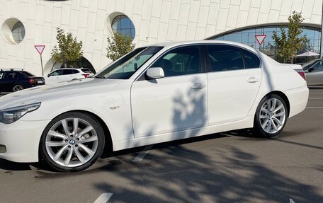 BMW 5 серия, 2009 год, 1 530 000 рублей, 2 фотография