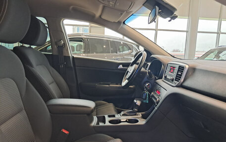 KIA Sportage IV рестайлинг, 2020 год, 2 519 000 рублей, 13 фотография