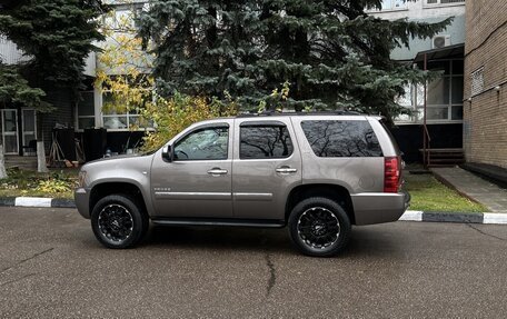 Chevrolet Tahoe III, 2013 год, 2 100 000 рублей, 1 фотография
