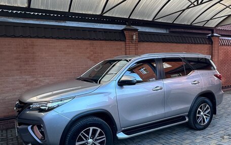 Toyota Fortuner II, 2019 год, 3 550 000 рублей, 1 фотография