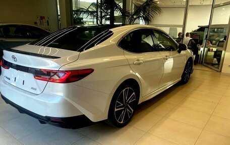 Toyota Camry, 2025 год, 4 800 000 рублей, 3 фотография