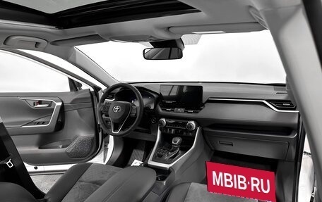 Toyota RAV4, 2025 год, 4 600 000 рублей, 7 фотография