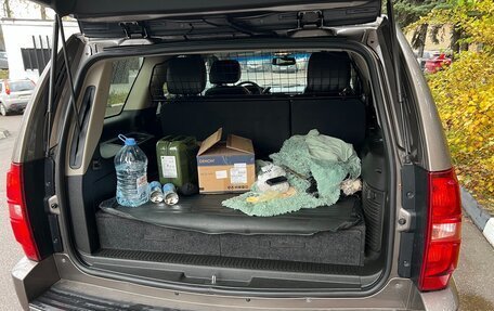 Chevrolet Tahoe III, 2013 год, 2 100 000 рублей, 10 фотография