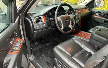 Chevrolet Tahoe III, 2013 год, 2 100 000 рублей, 14 фотография