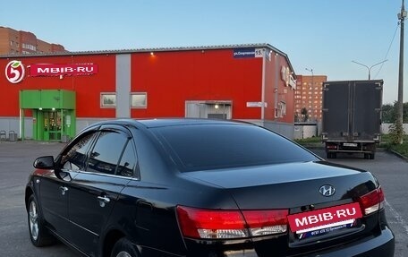 Hyundai Sonata VI, 2006 год, 666 000 рублей, 5 фотография