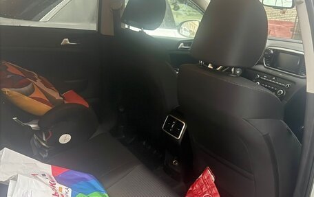 KIA Sportage IV рестайлинг, 2019 год, 2 050 000 рублей, 3 фотография