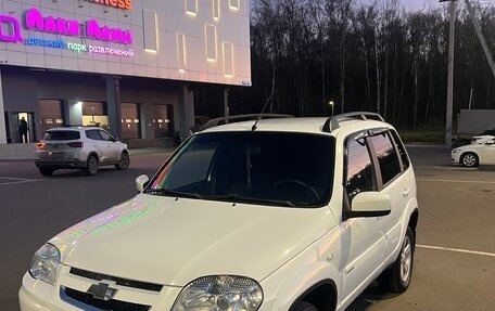 Chevrolet Niva I рестайлинг, 2015 год, 650 000 рублей, 6 фотография
