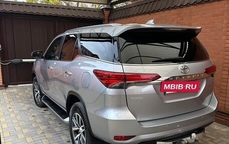 Toyota Fortuner II, 2019 год, 3 550 000 рублей, 2 фотография