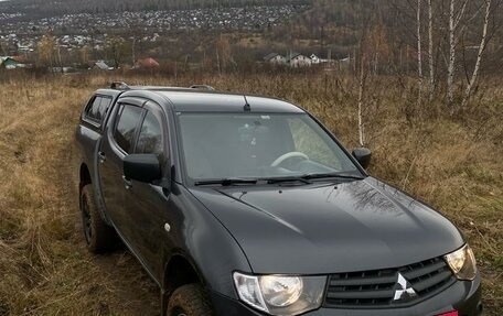 Mitsubishi L200 IV рестайлинг, 2012 год, 1 450 000 рублей, 12 фотография