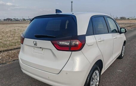 Honda Fit, 2022 год, 1 390 000 рублей, 7 фотография