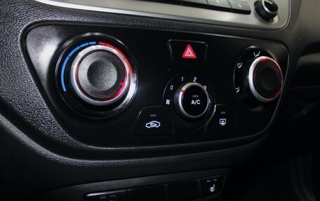 Hyundai Solaris II рестайлинг, 2019 год, 1 399 000 рублей, 14 фотография