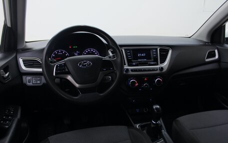 Hyundai Solaris II рестайлинг, 2019 год, 1 399 000 рублей, 11 фотография