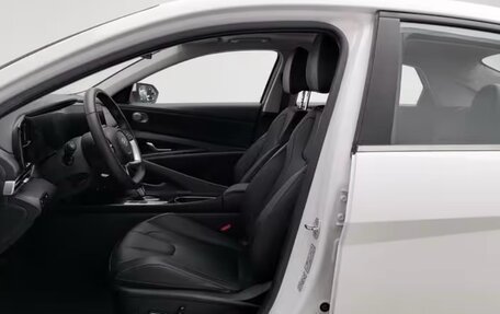 Hyundai Elantra, 2022 год, 1 477 000 рублей, 11 фотография