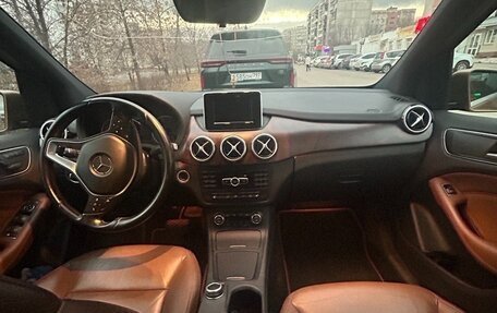 Mercedes-Benz B-Класс, 2013 год, 1 350 000 рублей, 2 фотография