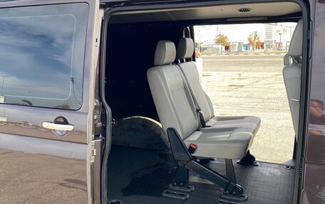 Volkswagen Transporter T5 рестайлинг, 2013 год, 1 700 000 рублей, 5 фотография