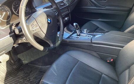 BMW 5 серия, 2013 год, 1 950 000 рублей, 7 фотография