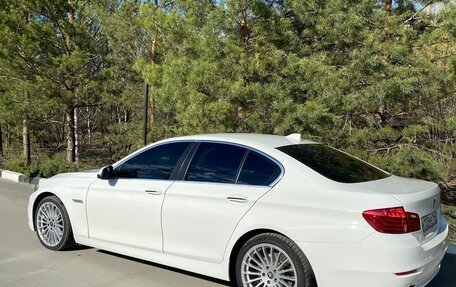 BMW 5 серия, 2013 год, 1 950 000 рублей, 2 фотография