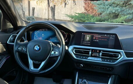 BMW 3 серия, 2021 год, 4 300 000 рублей, 32 фотография