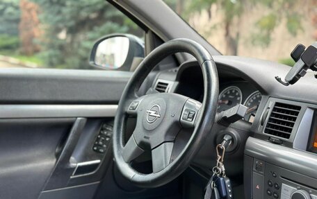 Opel Vectra C рестайлинг, 2004 год, 370 000 рублей, 21 фотография