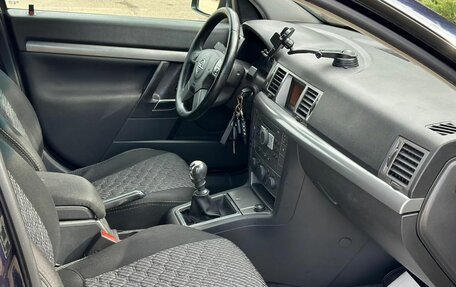 Opel Vectra C рестайлинг, 2004 год, 370 000 рублей, 30 фотография