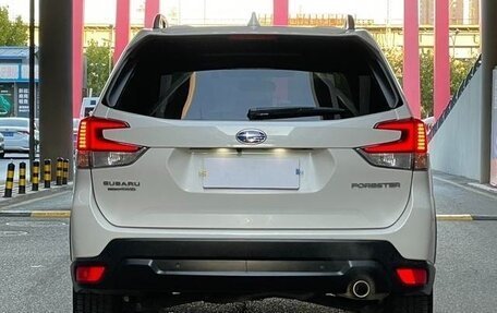 Subaru Forester, 2021 год, 2 000 000 рублей, 5 фотография