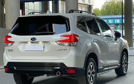 Subaru Forester, 2021 год, 2 000 000 рублей, 4 фотография