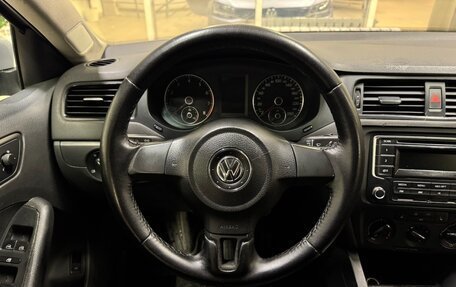 Volkswagen Jetta VI, 2014 год, 900 000 рублей, 7 фотография