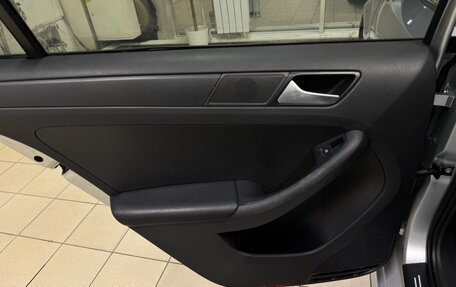 Volkswagen Jetta VI, 2014 год, 900 000 рублей, 15 фотография