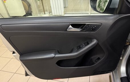 Volkswagen Jetta VI, 2014 год, 900 000 рублей, 14 фотография