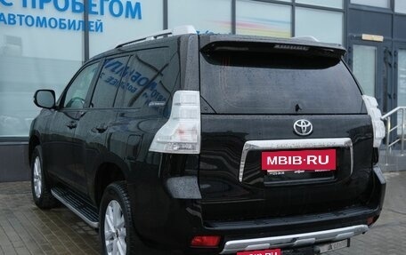 Toyota Land Cruiser Prado 150 рестайлинг 2, 2010 год, 3 369 000 рублей, 3 фотография