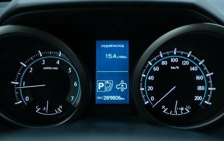 Toyota Land Cruiser Prado 150 рестайлинг 2, 2010 год, 3 369 000 рублей, 18 фотография