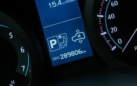 Toyota Land Cruiser Prado 150 рестайлинг 2, 2010 год, 3 369 000 рублей, 19 фотография