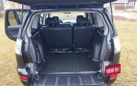 Mitsubishi Outlander III рестайлинг 3, 2008 год, 780 000 рублей, 16 фотография