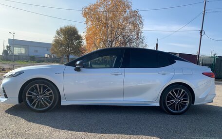 Toyota Camry, 2024 год, 4 000 000 рублей, 3 фотография