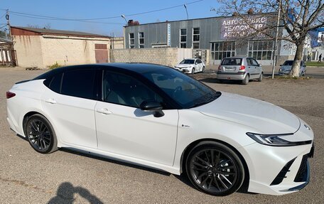 Toyota Camry, 2024 год, 4 000 000 рублей, 2 фотография