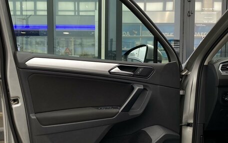 Volkswagen Tiguan II, 2017 год, 1 999 000 рублей, 15 фотография