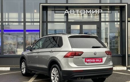 Volkswagen Tiguan II, 2017 год, 1 999 000 рублей, 7 фотография