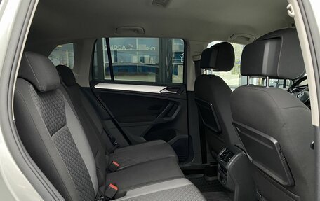 Volkswagen Tiguan II, 2017 год, 1 999 000 рублей, 19 фотография