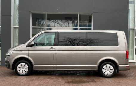 Volkswagen Caravelle T6 рестайлинг, 2021 год, 4 299 000 рублей, 5 фотография