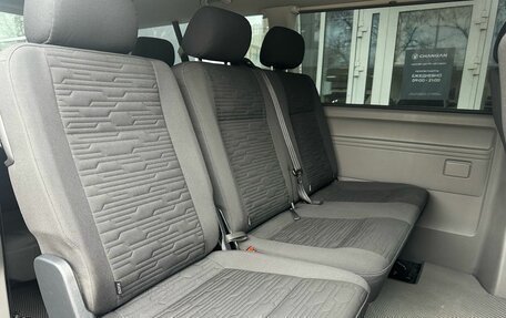 Volkswagen Caravelle T6 рестайлинг, 2021 год, 4 299 000 рублей, 9 фотография