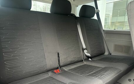 Volkswagen Caravelle T6 рестайлинг, 2021 год, 4 299 000 рублей, 10 фотография