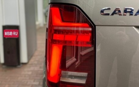 Volkswagen Caravelle T6 рестайлинг, 2021 год, 4 299 000 рублей, 29 фотография