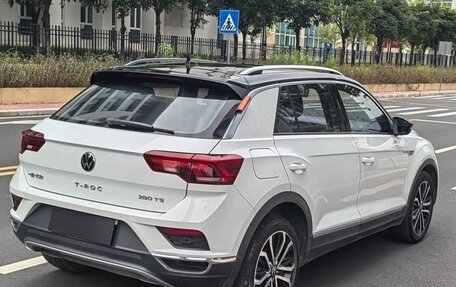 Volkswagen T-Roc I, 2021 год, 1 490 000 рублей, 7 фотография